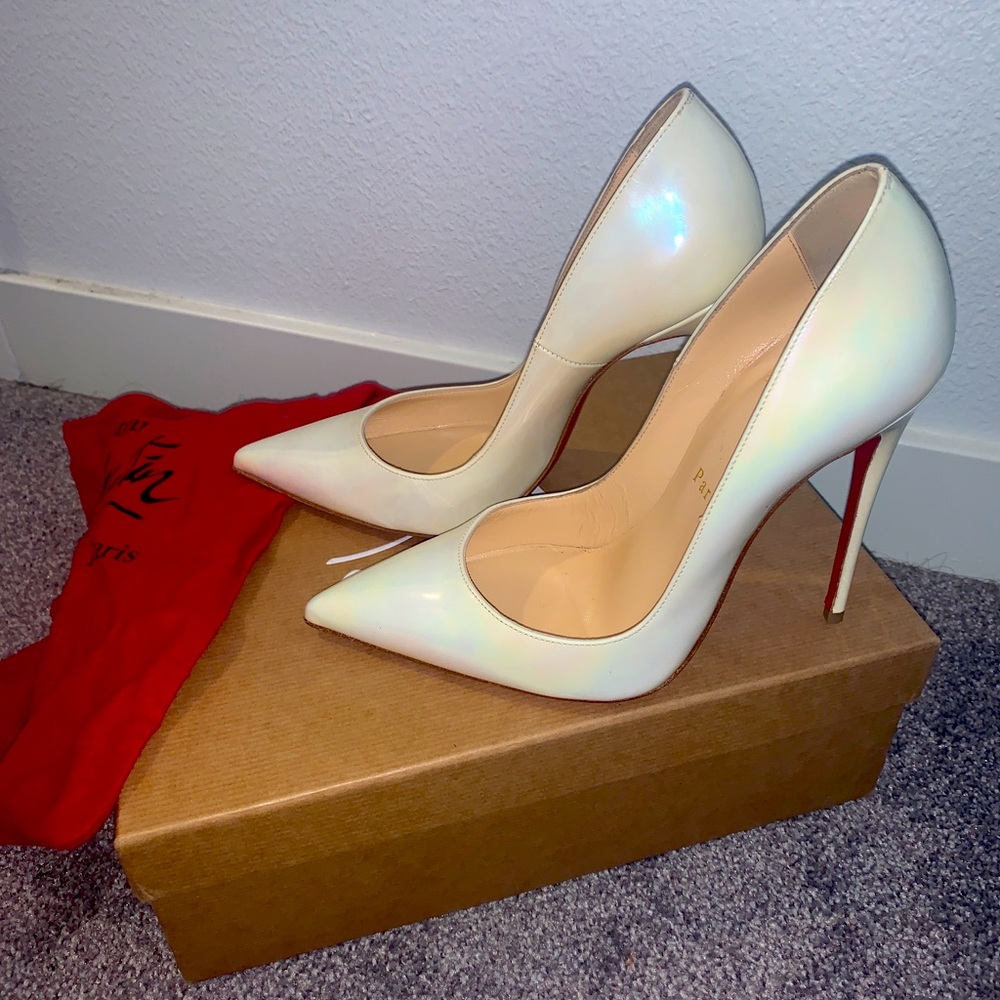 so kate christian louboutin 37- worn 1x. 😍😍😍